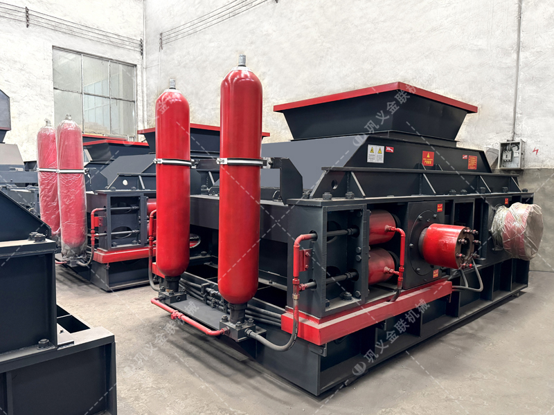 低轉速高壓力對輥制砂機，憑什么成為高品質機制砂的 “粒形守護神”？